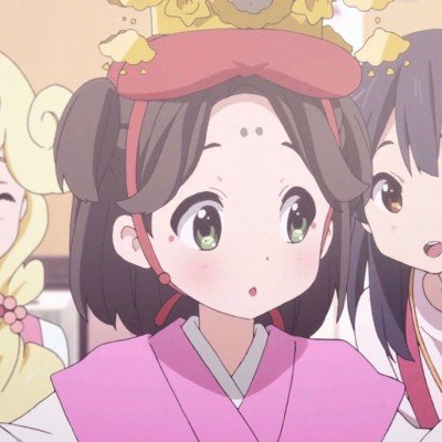 小孩哥送妈妈花半路被狗追委屈大哭